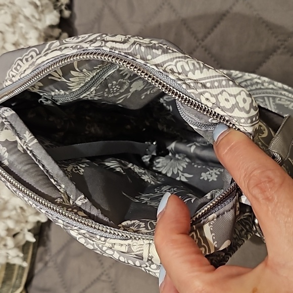 Vera Bradley Crossbody Bag - Picture 14 of 16